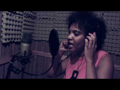 Freestyle Mandeha Daoara  __ By Laureen Roona __ Official Music Video HD 2017