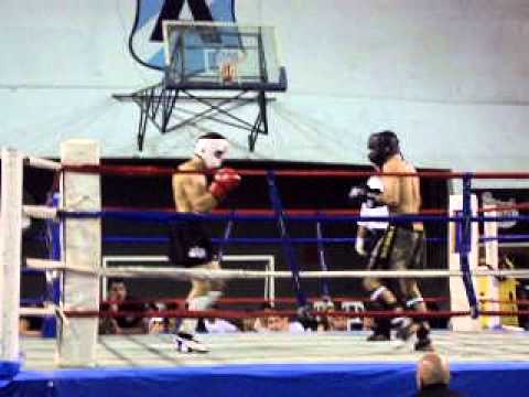 Braian Okonski - Debut Kick Boxing.AVI