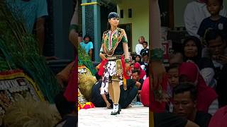 Download lagu JATHIL CANTIK REVANDA #shorts #shortsfeed #viralshorts #jathilan mp3