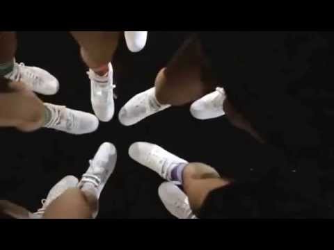 Performances opening of the song "Whatcha Doin 'Today (Rap Version)?" - 4Minute