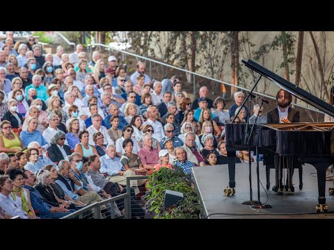 Beethoven's Piano Concerto No. 4 (excerpt) with Daniil Trifonov