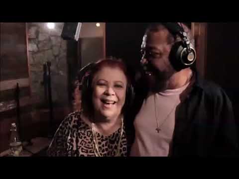 ONDE O BRASIL APRENDEU A LIBERDADE   BETH E MARTINHO DA VILA