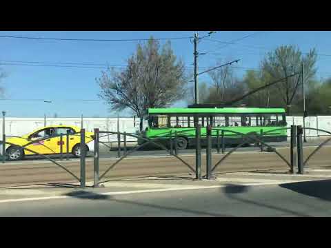 Ikarus 415T 5127 pe linia 73 spre Piata Unirii, aproape de Pod Mihai Bravu