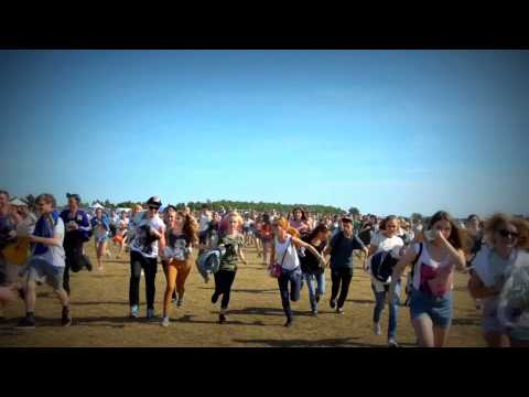 Rihanna Fans Stampede in Poland
