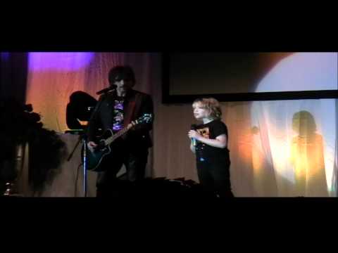 Don´t Stop Believin Charity Gala 2011 - Alex Melcher -  Wozu sind Kriege da