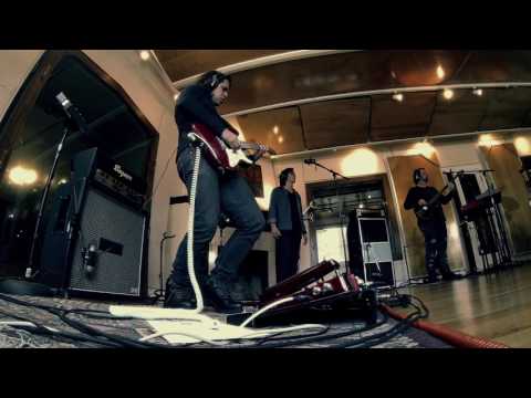 Dan and The Underdogs Live at Castle Recording Studios - Teaser!! Nashville "Tell me Why solo!"