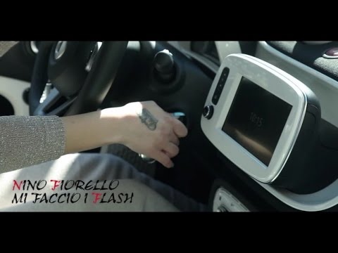 Nino Fiorello - Mi faccio i flash (Video Ufficiale)