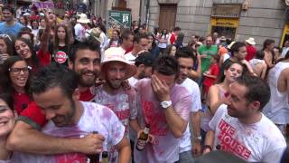 preview picture of video 'Desfile de Santiago y Santa Ana 2014 Grado nº 8'