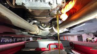 Rear differential Lexus LS460 AWD fluid drain and fill