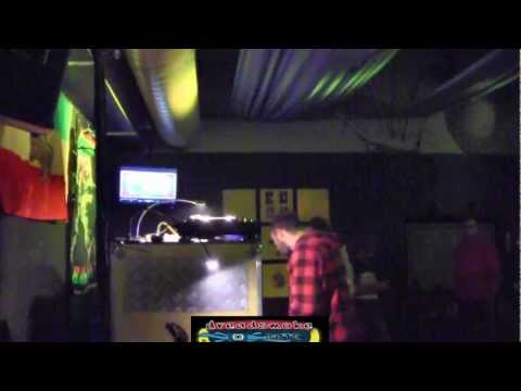 KINGSTEP SOUND ft mc t-fyah (b) - mi dub di bass vibes to pt6 @ rub a dub \ 20-10-12