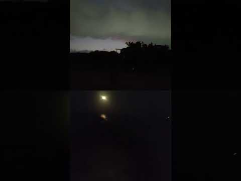 luna llena en el mar y atardecer en la selva cámara dual 360°