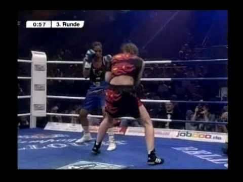 Ina Menzer | Lely Luz Florez 1/3