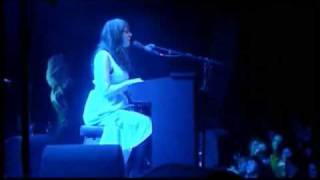 Kate Nash - We Get On - Live in Paradiso