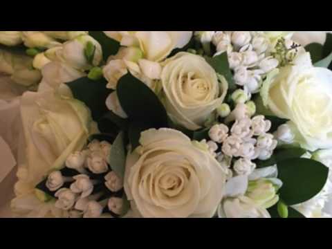 download lagu mp3 mp4 Wedding Florist Derby, download lagu Wedding Florist Derby gratis, unduh video klip Wedding Florist Derby