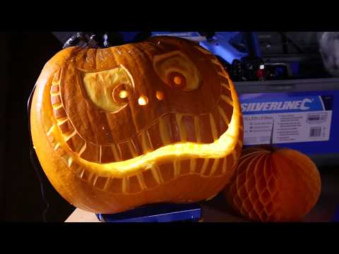 Comment décorer une citrouille pour Halloween