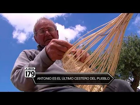 Antonio Santamaría, el último cestero de Cervera de Buitrago