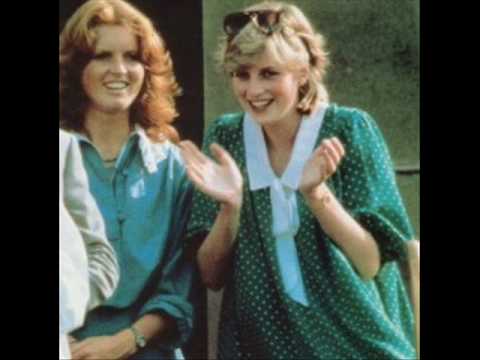 download lagu mp3 mp4 Elton John Blowing In The Wind, download lagu Elton John Blowing In The Wind gratis, unduh video klip Elton John Blowing In The Wind