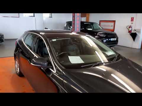 Volvo V40 2014 - Image 2