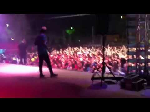 Henry Mendez y Opb show betera