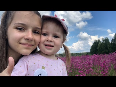 Milana buys new toys🧸 in the shop 🔮