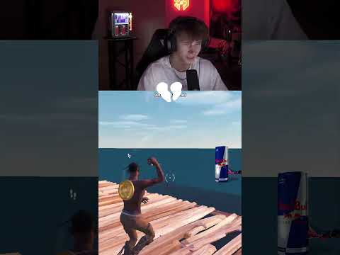 1v1 Pickaxe Fight vs Peterbot