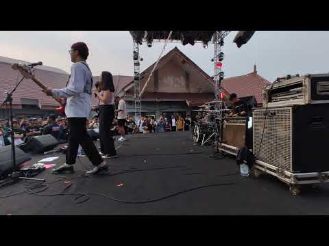 Eleventwelth - Another Night Awake with you on my mind