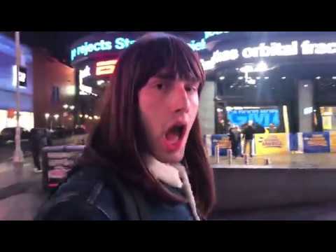 ANDALUCES POR EL MUNDO "LA GAZPACHA" EDITION // INSOMNIO EN TIMES SQUARE