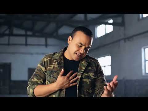 Zacarias Ferreira Oficial and 2 more