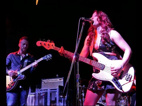 Danielle Nicole 2017 12 08 Sanford, Florida - The Alley - Spoonfull