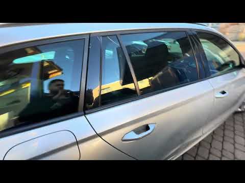 SKODA Octavia Combi 2.0 TDI DSG Ambition-video-20
