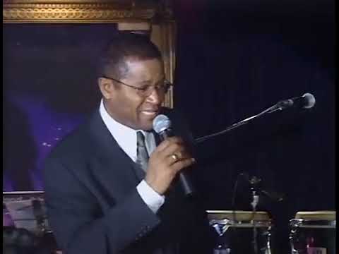 LESLIE VOS : I'm leaving (live)