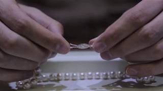 How to Function a Safety Clasp on a Pearl Necklace - The Pearl Source