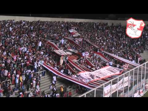 "Deportivo Moron Vs. Club Comunicaciones" Barra: Los Borrachos de Morón &bull; Club: Deportivo Morón