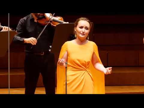 Divine Julia Lezhneva Rivals La Superba in Vocal Beauty and Musicianship in Vivaldi's Masterpiece