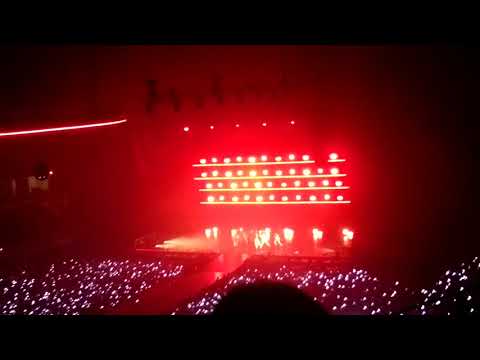 Burn it up - Wanna One (40818) - Wanna One 1 the world in BKK
