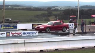 preview picture of video 'Supercharged 1998 Ford Mustang Cobra drag racing 7/28/12 #1'