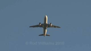 preview picture of video 'Aircraft; Tullamarine 34; Get out of the way'