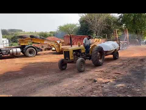 Leilão de TRATOR AGRÍCOLA VALMET 60 ID, SÉRIE: 133003/37B