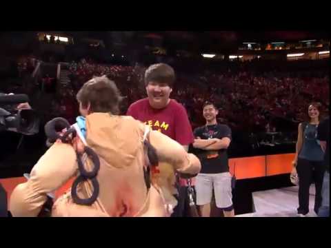 The international 5 Dendi (pudge) with Puppey