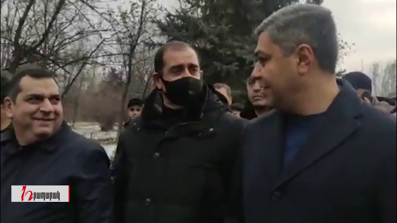 Հայրապետովին հարցինք՝ ի՞նչ է խոսվել Դուշանբեի հայտնի վերելակում