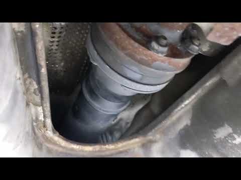 BMW 528i  E39  clicking  rubbing noise easy 10 minute repair...read solution in description