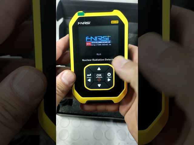Vídeo relacionado con Contador Geiger, Detector de radiación nuclear, Radiación electromagnética de mano Detector de radiación nuclear Probador de funciones completas para inspecciones EMF en el hogar, oficina, exteri