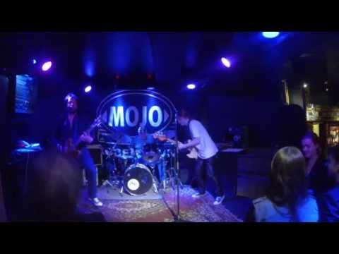 THE LITTLE DEVILS - Sweet Little Sixteen - MOJO BLUES BAR Copenhagen