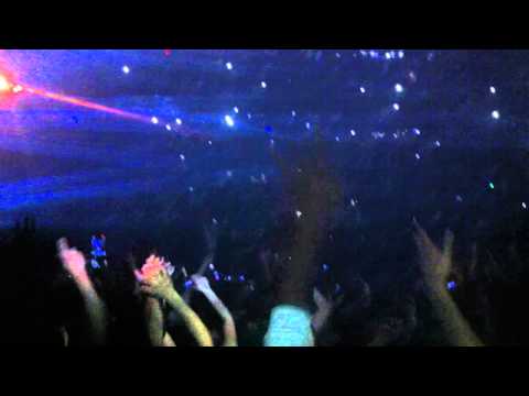 Swedish House Mafia - Don't You Worry Child Centre Bell QC Live