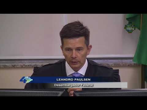 Decisão da sentença do julgamento de Lula no TRF4