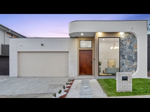 12 Skyring Street, Whitlam, ACT 2611, 4房, 3浴, House