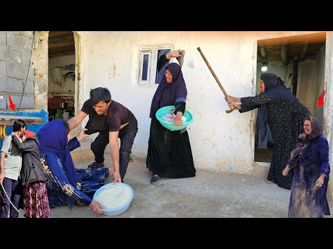 Zahra's mother's unconditional support and the story of looting food supplies. Grandmother and Hamid