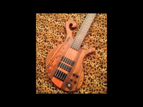 Carrigan Designs Bass