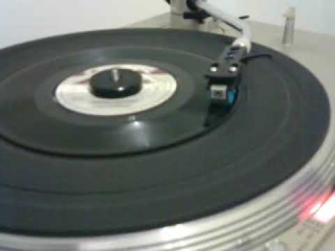 Derrick / Glen Adams ‎– Top The Pop / Capones Revenge