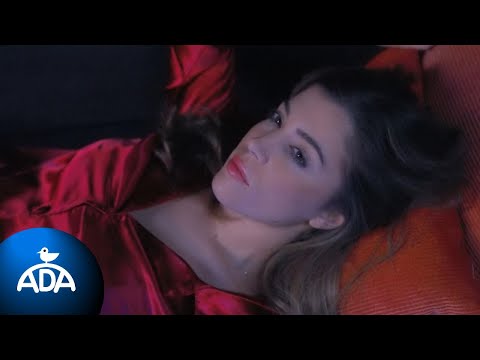 Aylin Yeliz - Uykuma Bir Kala